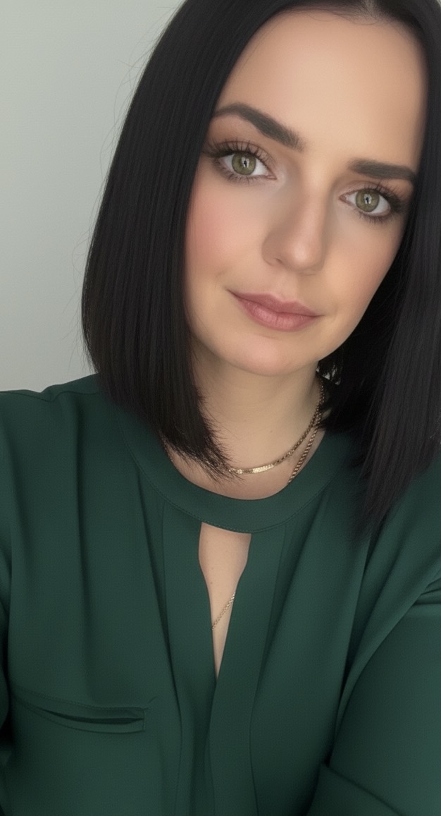 Puss Fruzsina profilképe_2